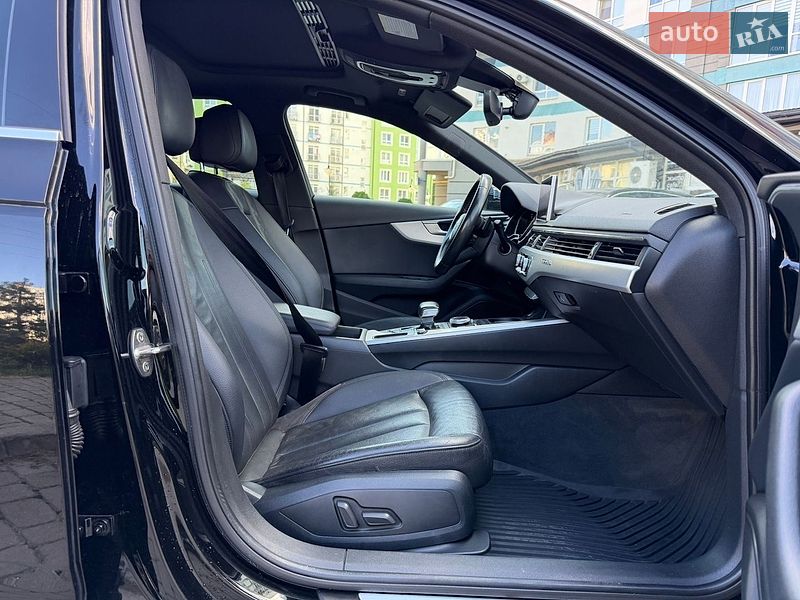 Седан Audi A4 2017 в Ивано-Франковске