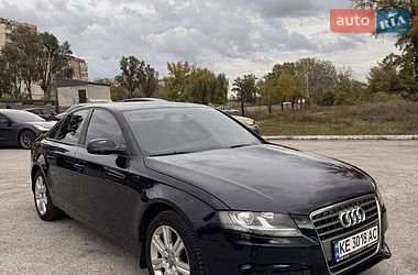 Седан Audi A4 2010 в Дніпрі