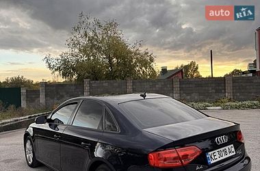 Седан Audi A4 2010 в Дніпрі