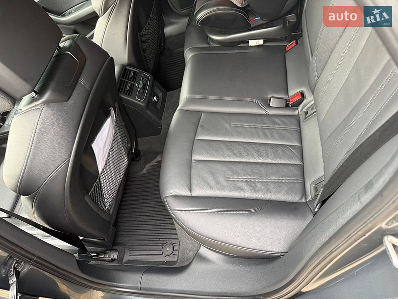 Седан Audi A4 2017 в Вінниці