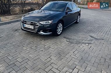 Седан Audi A4 2020 в Гайвороне