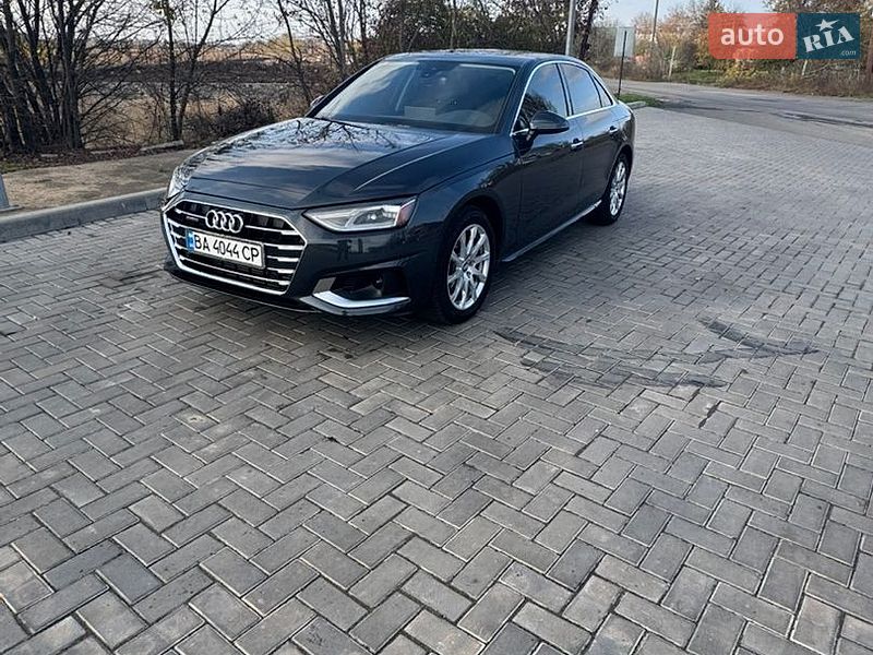 Седан Audi A4 2020 в Гайвороне