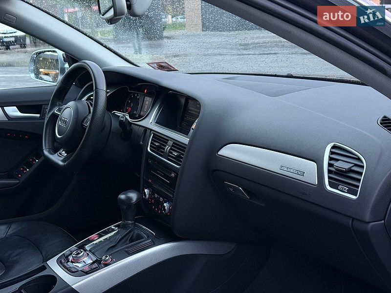 Седан Audi A4 2015 в Луцке