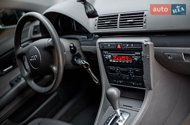 Універсал Audi A4 2001 в Бару