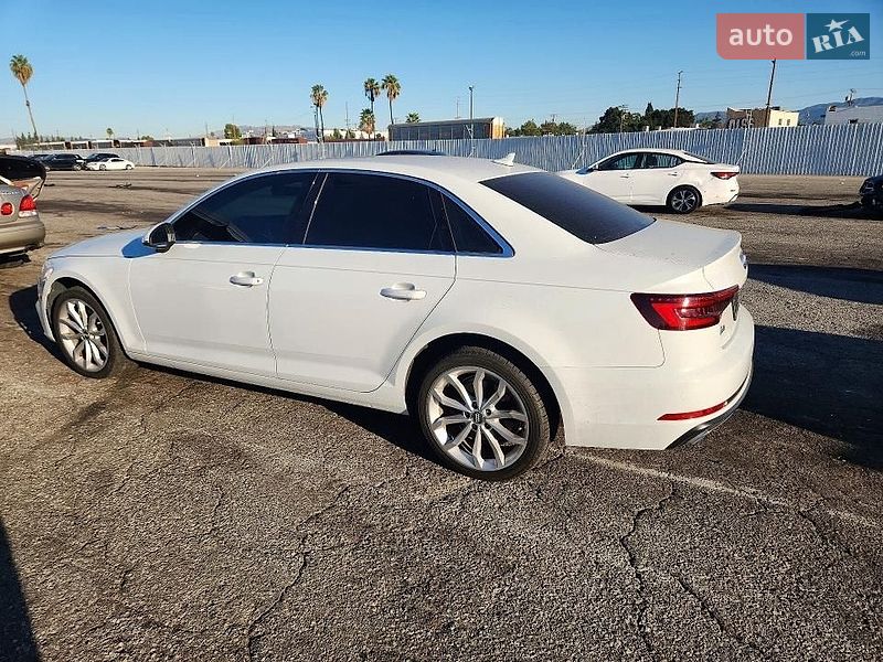 Седан Audi A4 2019 в Виннице