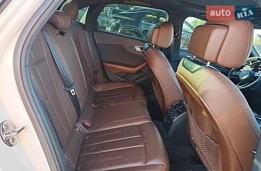Седан Audi A4 2019 в Виннице