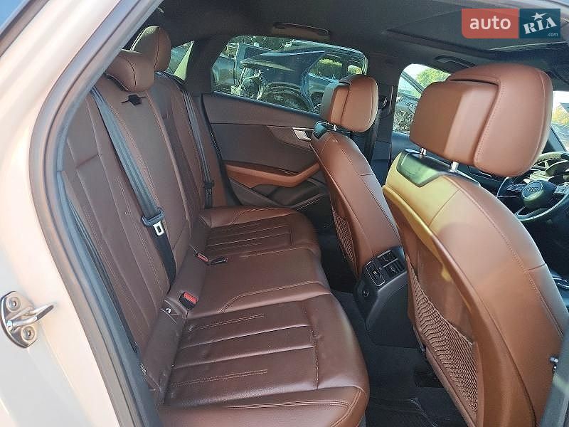 Седан Audi A4 2019 в Виннице