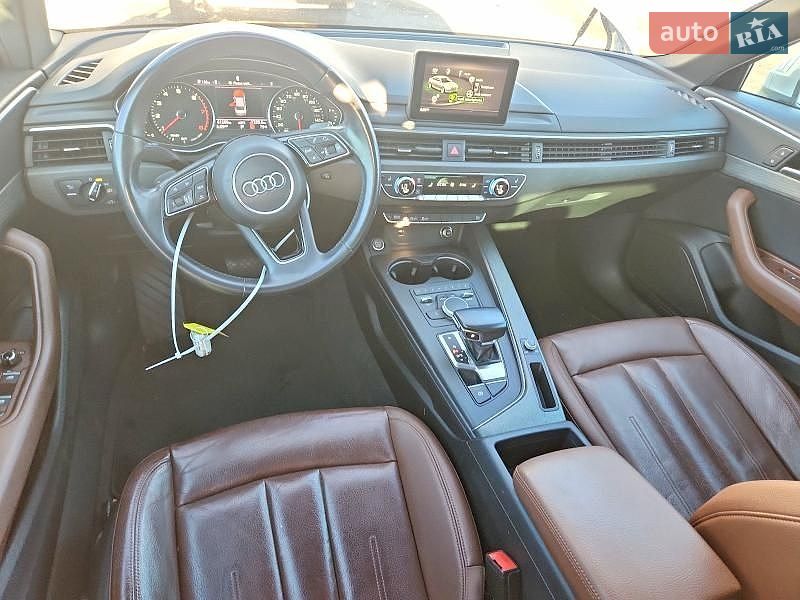 Седан Audi A4 2019 в Виннице