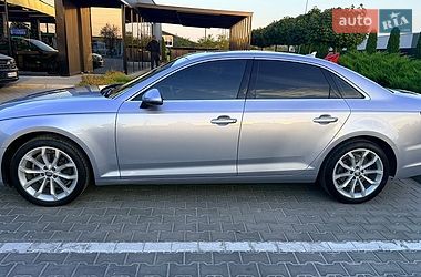 Седан Audi A4 2018 в Тернополі