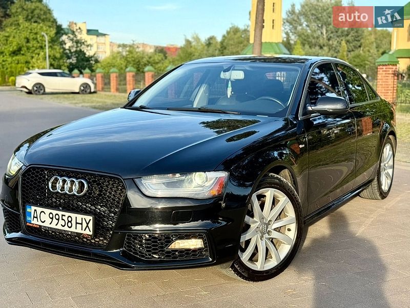 Седан Audi A4 2015 в Львове