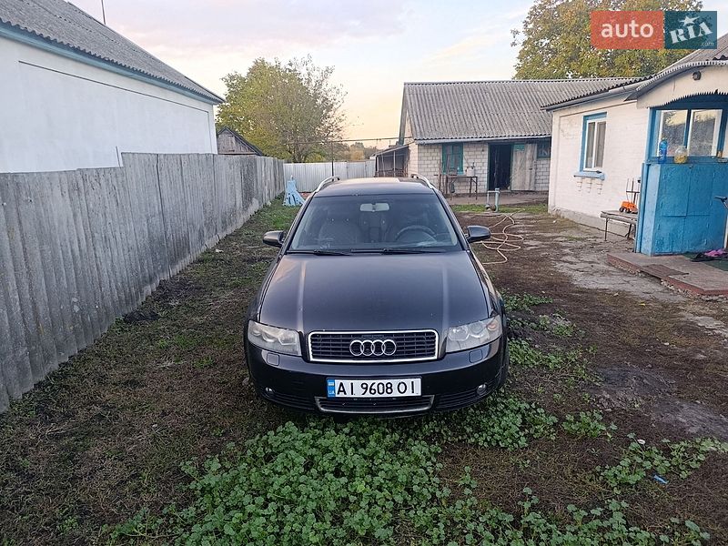 Універсал Audi A4 2004 в Києві