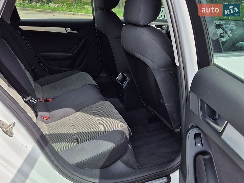 Универсал Audi A4 2008 в Киверцах