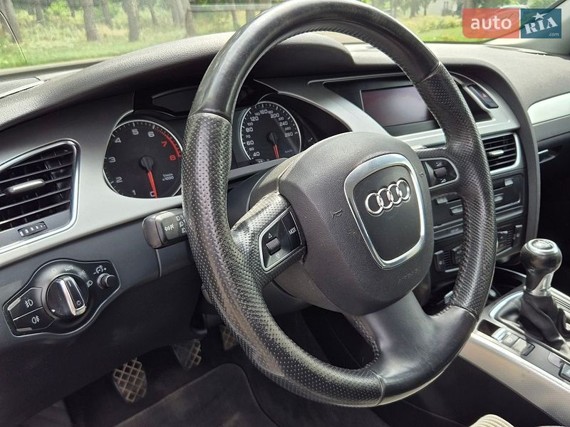 Универсал Audi A4 2008 в Киверцах