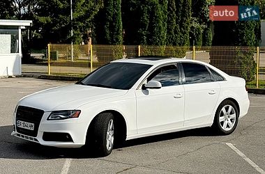 Седан Audi A4 2011 в Александрие
