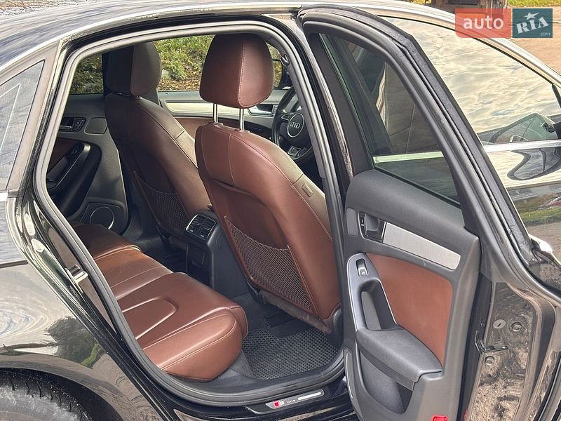 Седан Audi A4 2015 в Хмельницком