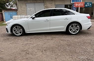 Седан Audi A4 2020 в Киеве
