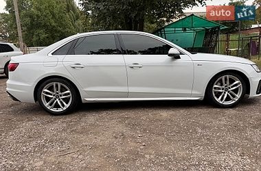 Седан Audi A4 2020 в Киеве