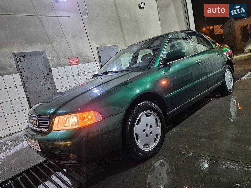 Седан Audi A4 2000 в Черновцах фото 2 Седан Audi A4 2000 в Черновцах