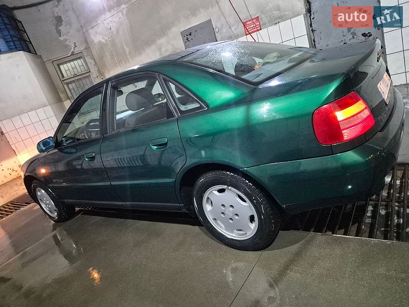 Audi A4 2000