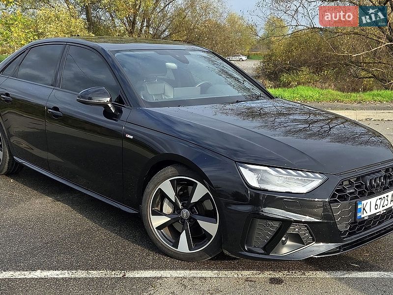 Седан Audi A4 2021 в Гостомеле