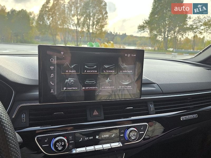 Седан Audi A4 2021 в Гостомеле