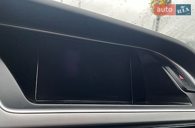 Седан Audi A4 2013 в Стрию