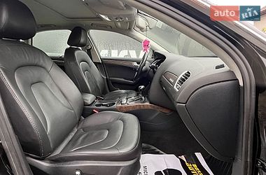 Седан Audi A4 2013 в Стрию