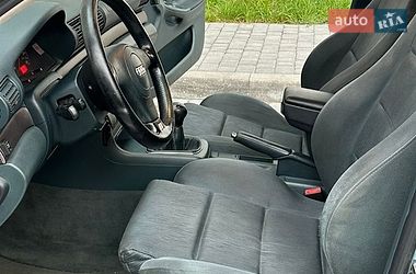 Седан Audi A4 1999 в Виннице
