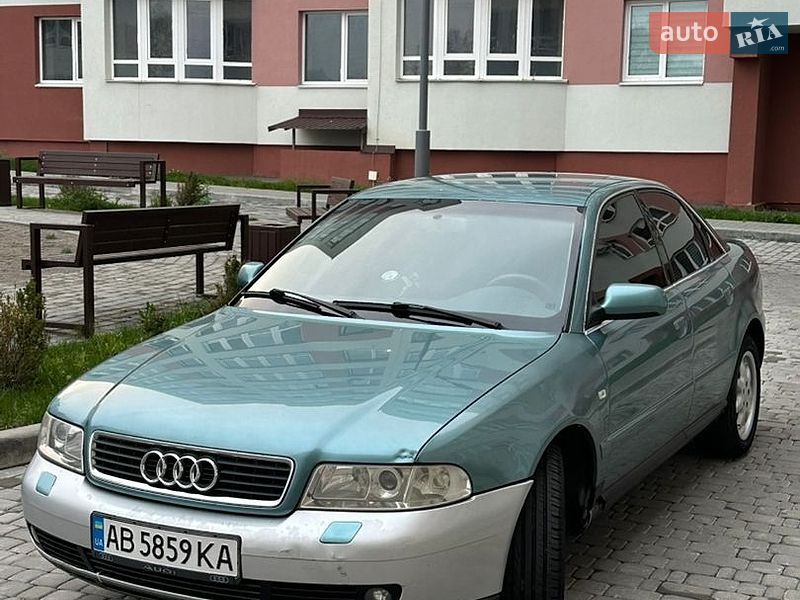 Седан Audi A4 1999 в Виннице