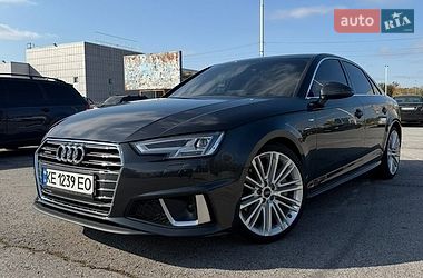 Седан Audi A4 2019 в Днепре