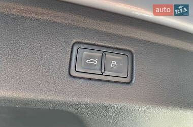 Лифтбек Audi A5 Sportback 2017 в 