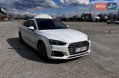 Лифтбек Audi A5 Sportback 2017 в 