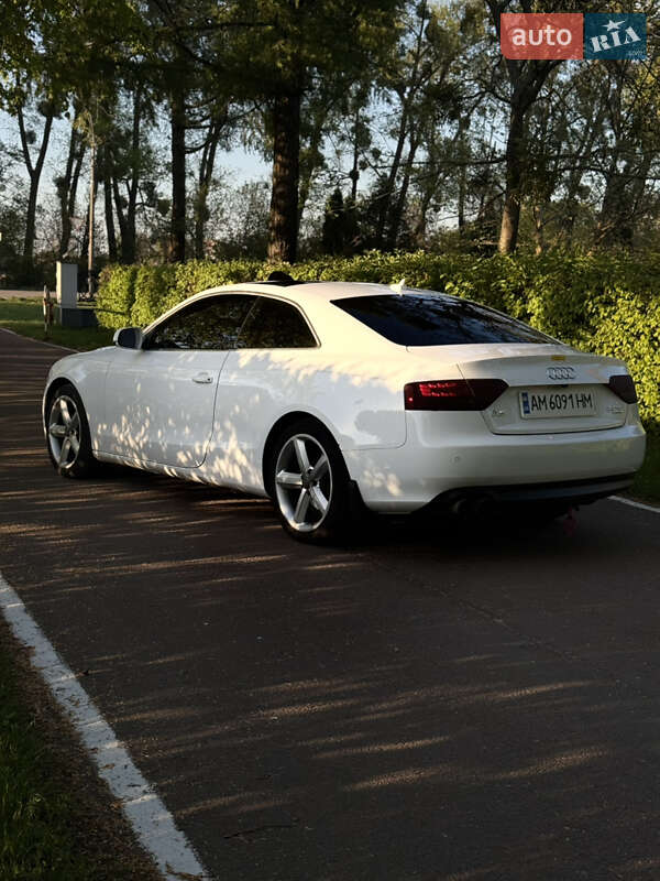 Лифтбек Audi A5 Sportback 2010 в 