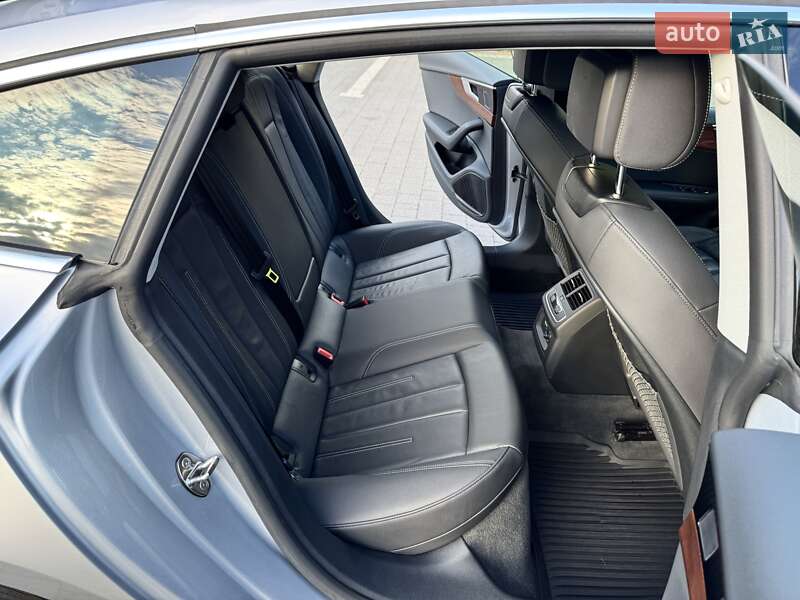 Ліфтбек Audi A5 Sportback 2022 в Львові