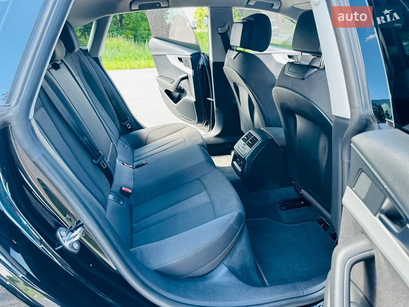 Ліфтбек Audi A5 Sportback 2020 в Ромнах