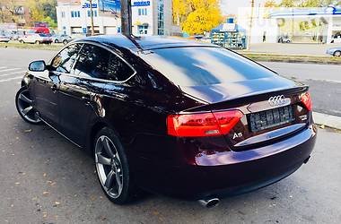 Хэтчбек Audi A5 2012 в Днепре