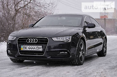 Седан Audi A5 2012 в Ровно