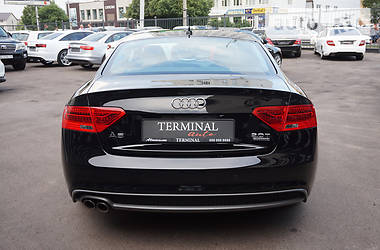Купе Audi A5 2015 в 