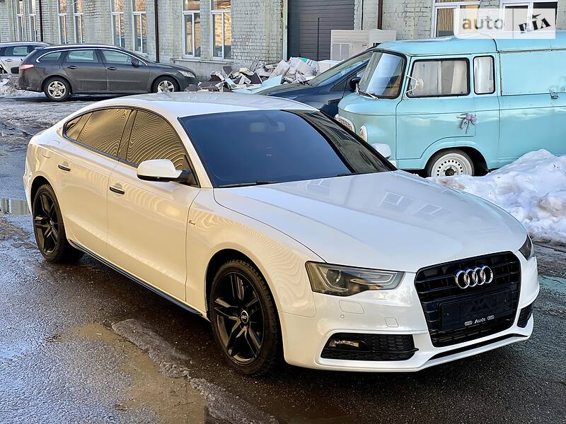 Лифтбек Audi A5 2014 в Киеве
