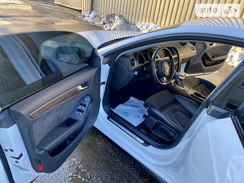 Лифтбек Audi A5 2014 в Киеве