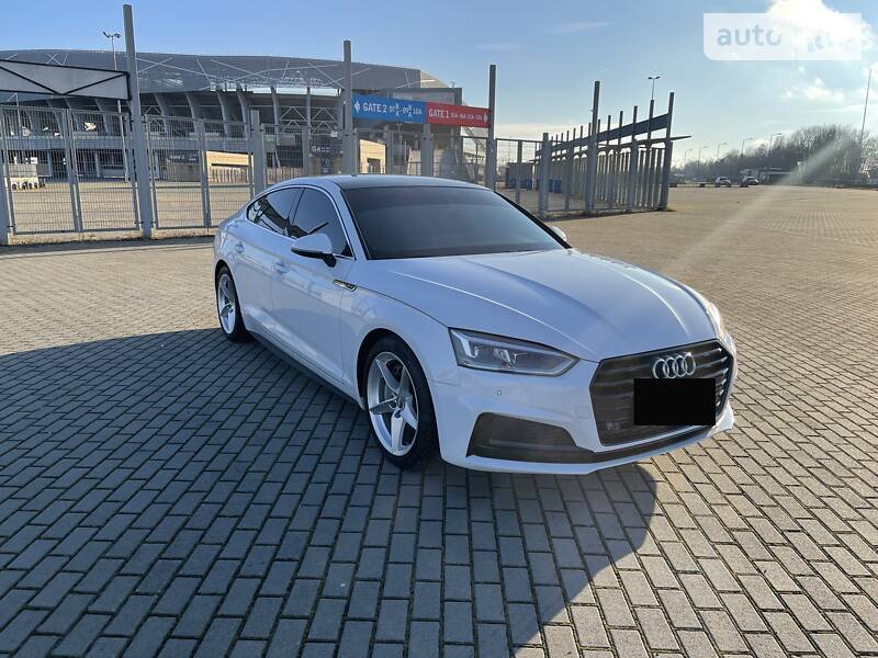 Купе Audi A5 2019 в Львові