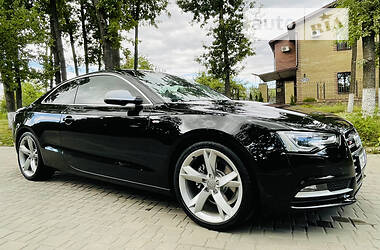 Купе Audi A5 2015 в 