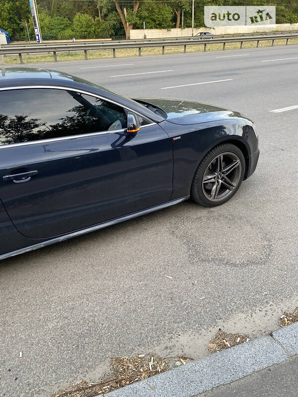 Купе Audi A5 2016 в Киеве