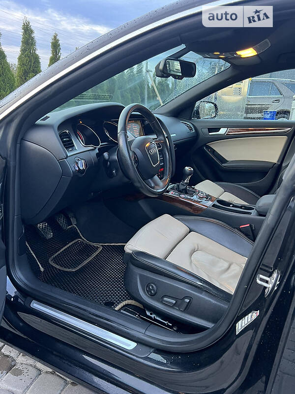 Купе Audi A5 2009 в Львові