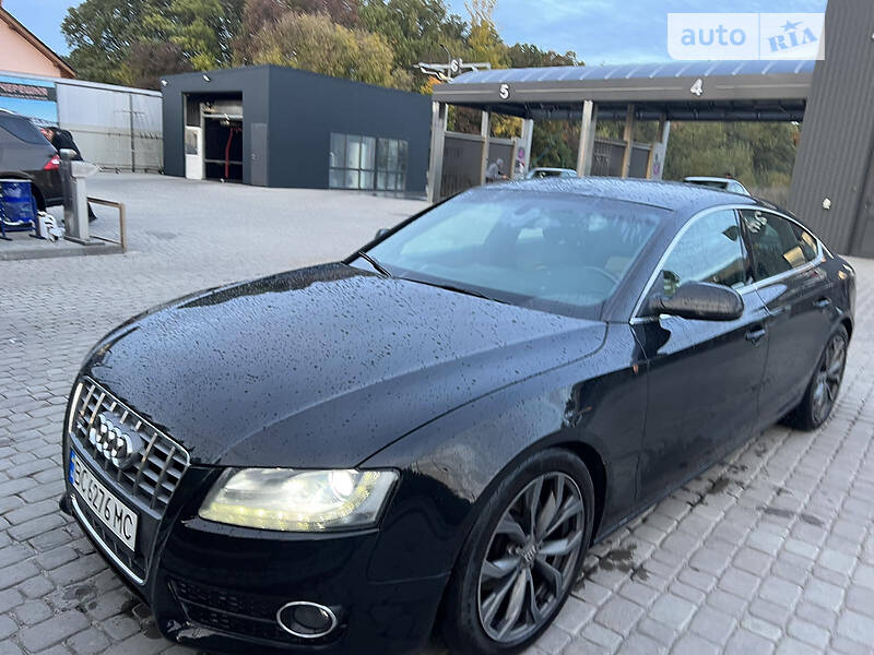 Купе Audi A5 2009 в Львові