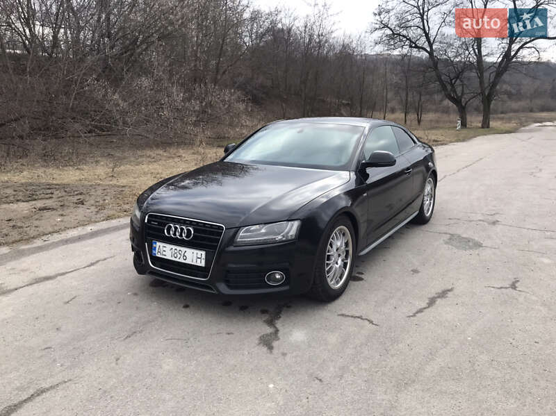 Купе Audi A5 2009 в 