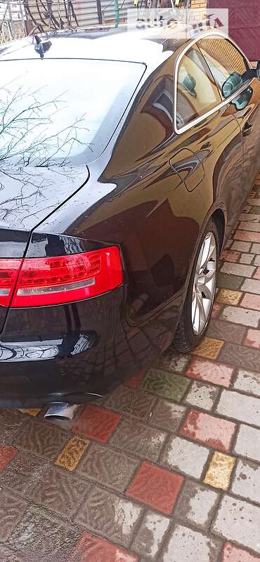 Купе Audi A5 2011 в Шептицькому