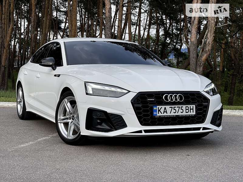 Лифтбек Audi A5 2022 в Киеве