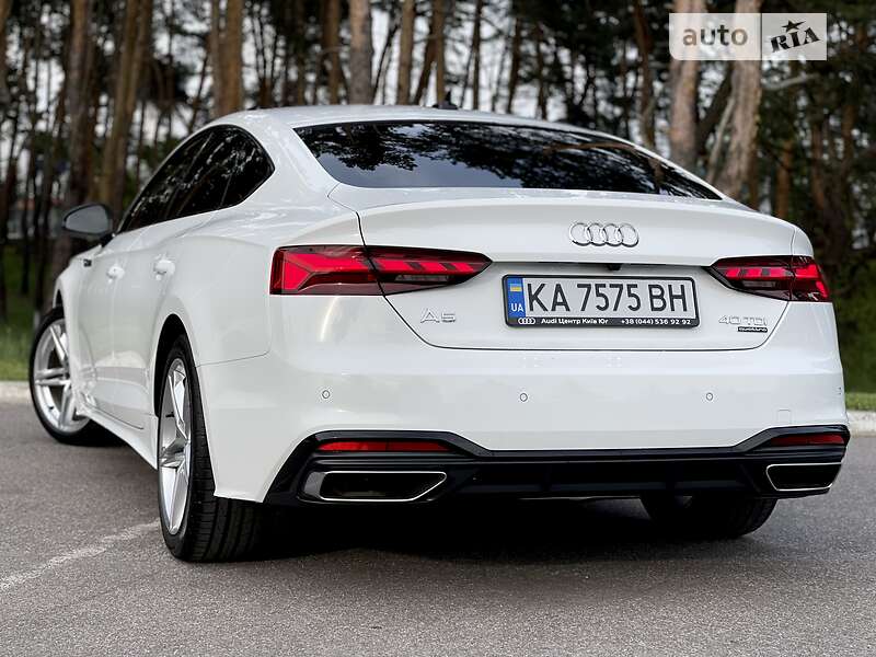 Лифтбек Audi A5 2022 в Киеве