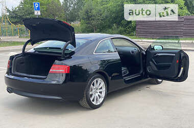 Купе Audi A5 2010 в Ровно